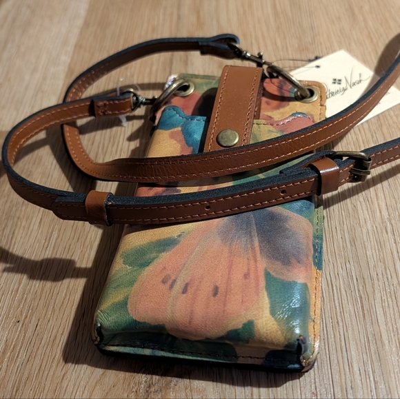 Patricia Nash Farleigh Crossbody Cellphone Bag in Watercolor Butterfly - Picture 5 of 11